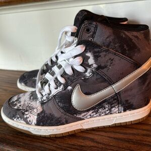 Nike Wedge Sneakers Size 7.5